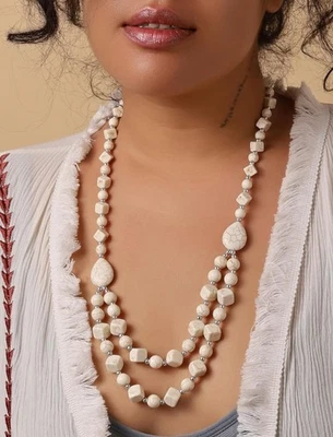 Boho Imitación Piedra Crema Remolino Cuentas Tono Plata Dos Hilos Babero Collar Bohemio Foto 1 de 4