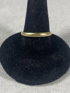 14K Yellow Gold 2.63 mm Wedding Band Size 6.5. Weighs 2.3 Grams. - Picture 1 of 7