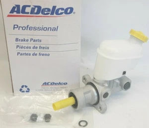 04 CHRYSLER PT CRUISER OEM BRAKE MASTER CYLINDER non ABS AC Delco # 19385036 - Picture 1 of 11