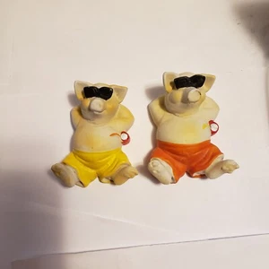 2 Ceramic Male Pigs Sunbathing Orange Yellow Swim Trunks w/Drinks Pre-owned 4" - Picture 1 of 8