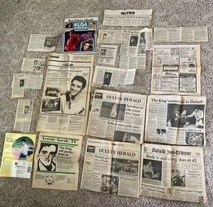Elvis Presley pictures and newspaper articles 1977-1980s - Picture 1 of 11