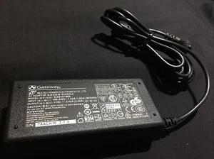NA6501WB, Original Gateway Bestec Notebook Laptop 19V 100-240V Power Adapter New - Bild 1 von 4