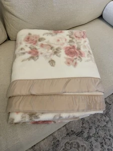 Vintage Satin Trimmed Floral Blanket Taupe & Pink Beautiful & Soft! See Pics! - Picture 1 of 4