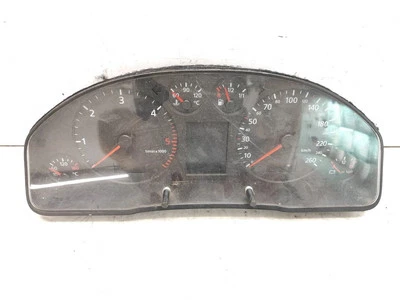 Audi A6 4B 2.5TDI 2001 LHD Contachilometri Strumento Cluster 4B0920932K - Imagem 1 de 4