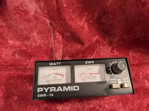 Pyramid SWR-14 Misuratore di intensità di campo di potenza 10/100W 1,5-150 Mhz - Foto 1 di 2