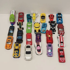 Bulk Lot 25 zufällige lose Druckguss Autos kostenloser Versand - Bild 1 von 10