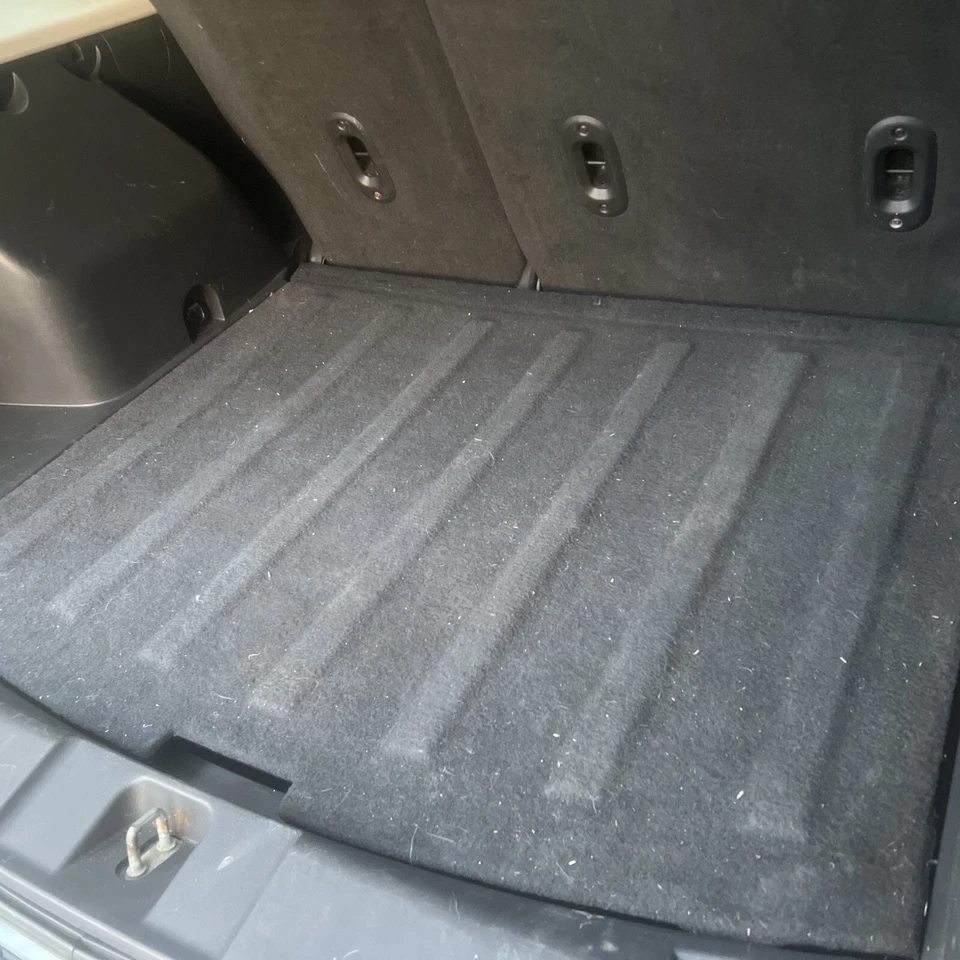 Jeep Patriot Compass 2010-2017 cubierta de maletero de neumático de repuesto trasero moldura negra Foto 1 de 1