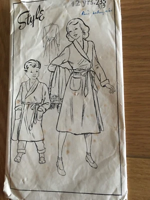 1950’s ORIGINAL STYLE Sewing pattern 235 child’s robe age 12 CUT  FREE P&P - Image 1 of 3