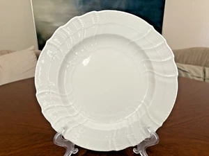 KPM Berlin Porcelain Neuosier White 10" DINNER PLATE 1st EUC - Picture 1 of 7