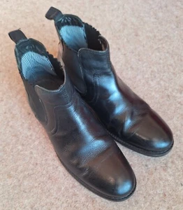 Botines Chelsea RED TAPE, Hombre, Negro Newton, Talla UK 9, M18191/03 - Imagen 1 de 11