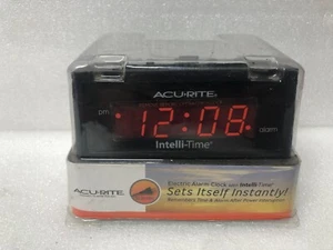 ACURITE. INTELLI-TIMEVALARM CLOCK. AUTOMATIC ADJUTS FOR DAYLIGHT. ELECTRIC NEW. - Picture 1 of 9