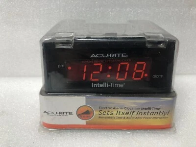 ACURITE. INTELLI-TIMEVALARM CLOCK. AUTOMATIC ADJUTS FOR DAYLIGHT. ELECTRIC NEW. - Image 1 of 4