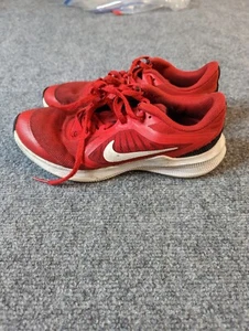 Nike Boys Downshifter 10 CJ2069-600 Red Running Shoes Sneakers Size 4Y - Picture 1 of 6
