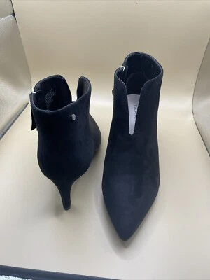 Tahari - Botines Sherron Tacón Alto Gamuza Negro Cremallera Lateral Talla 8 Excelente Estado Foto 1 de 4