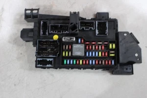 2008 FORD F350 FUSE BOX 7C3T-15604-AM #093132-47E - Picture 1 of 2