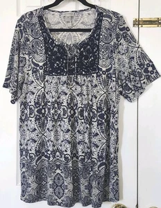 Catherines 0X blau Blumen Kurzarm Spitze Applikation Tunika Top Größe 1X - Bild 1 von 5