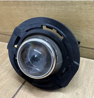 Dodge Dart Jeep Compass 2013-2017 luz antiniebla con soporte de lámpara OEM 68144162AA Foto 1 de 2