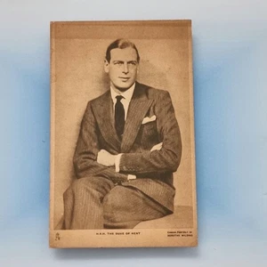 Traje de moda de cuello ancho postal de la realeza británica C1930 HRH el duque de Kent - Imagen 1 de 2