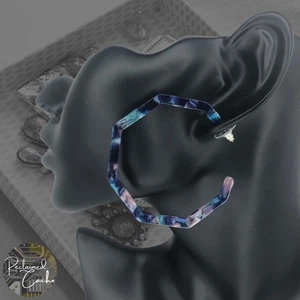 The Jewelry Stash Women Dark Multicolor Resin Octagonal Hoops Post Back Earrings - Picture 1 of 4