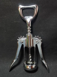 Antiguo Nuevo Abridor de Botellas y Vino Italiano Corcho Tornillo Brazo Oscilante Hecho en Italia - Imagen 1 de 3