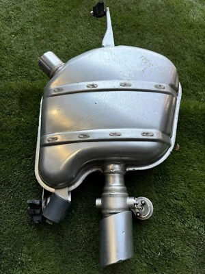 2011- 2016 BMW 535i F10 3.0L EXHAUST SYSTEM REAR LEFT MUFFLER 7621036 OEM 231955 - Image 1 of 4
