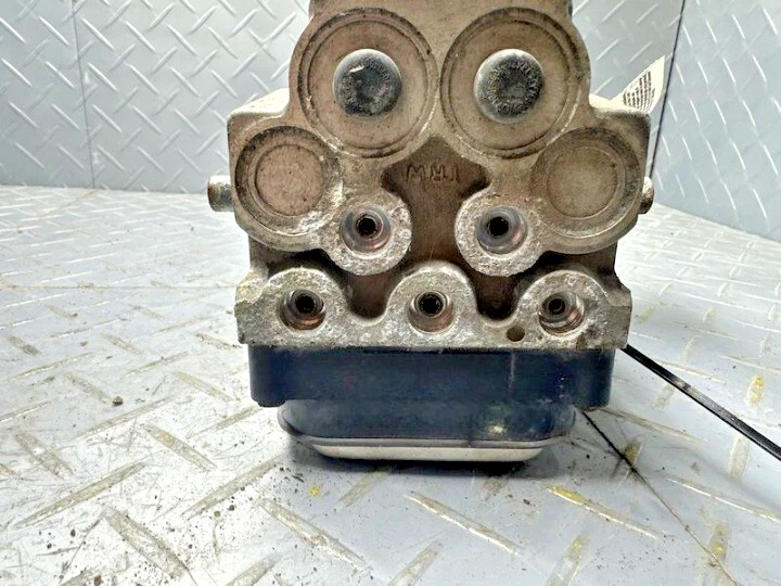 2004-2005 Gmc truck Envoy XL XUV Baravad ABS Anti-Lock Brake Pump Assembly OEM Foto 1 de 3
