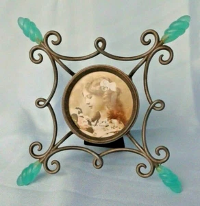 "MARCO DE METAL REDONDO DESPLAZADO DE LUJO CON ESQUINAS ENROLLADAS VERDES 3""X 3""" - Imagen 1 de 7