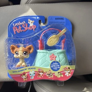 NEW Littlest Pet Shop~Portable Pets~Chihuahua with Purse #97~RARE 2004. - Picture 1 of 2