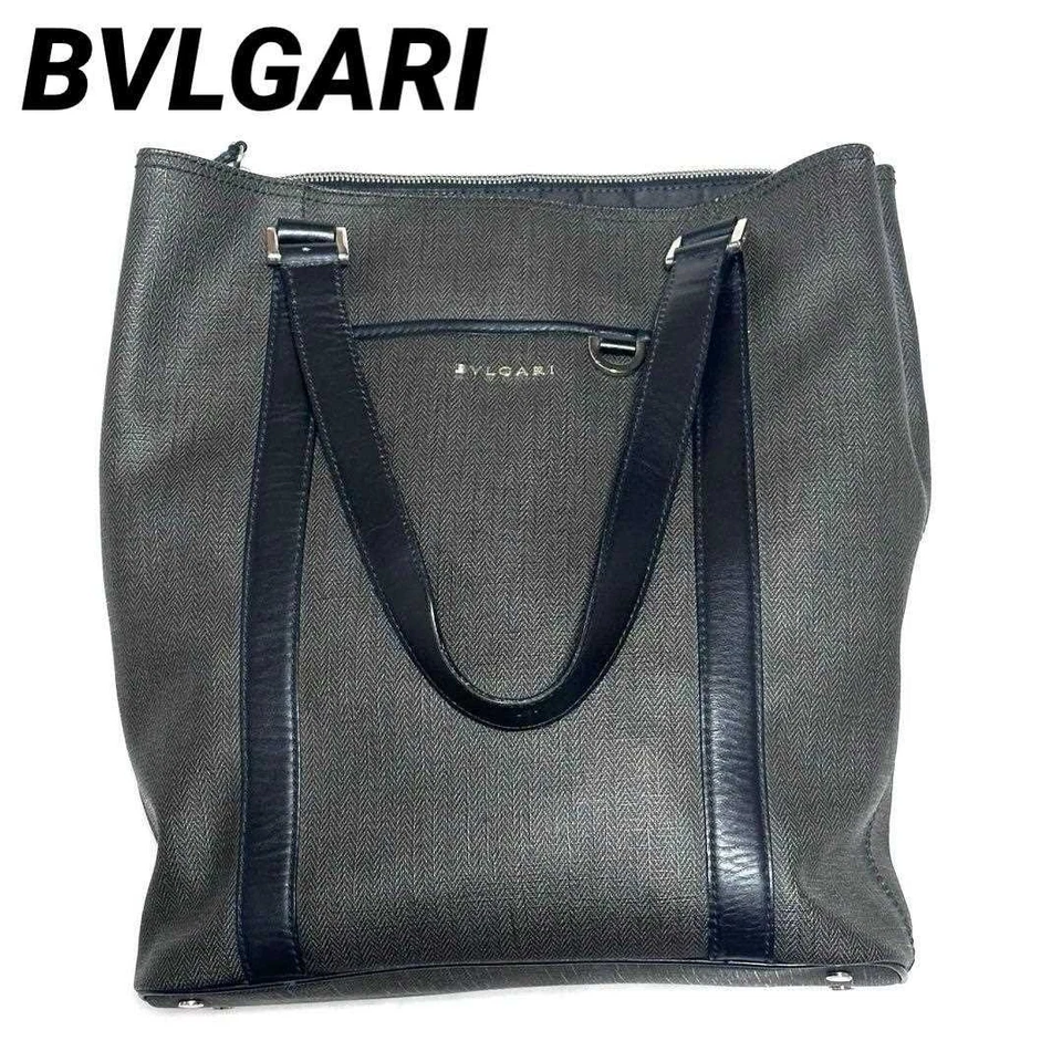 Bolso de Mano BVLGARI Mediano Logo Cuero Espiga Gris Negro Para Hombre USADO DE JAPÓN Foto 1 de 4