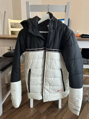 DX2037-133 Nike Therma-Fit Herrenjacke Weiß/Schwarz Windbreaker - Bild 1 von 4