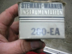 Transmisor medidor de temperatura eléctrico Stewart Warner 280EA Deluxe - Imagen 1 de 2