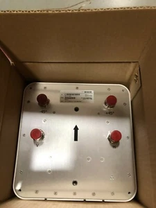 HPE Aruba D608 Antenna(4x4-D608 4x4 2.4/5G 8dBi Panel) - Foto 1 di 3