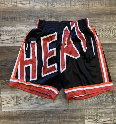 Miami Heat Summer Team Shorts Thin Breathable Basketball Shorts M-XL Cover