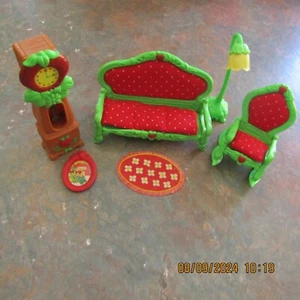 Vintage Strawberry Shortcake Set of Berry Happy Home Lounge Room Furniture - Picture 1 of 14