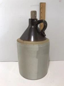 Vintage Whiskey CROCK STONEWARE GLAZED WITH CORK. VERY GOOD CONDITION. - Picture 1 of 10