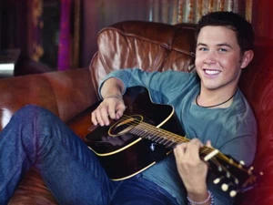 V7545 Scotty McCreery Smile Guitar Cute Country Singer WALL POSTER PRINT UK - Picture 1 of 13
