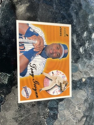 2000 Pacific Aurora - Tony Gwynn #125 - Image 1 of 2