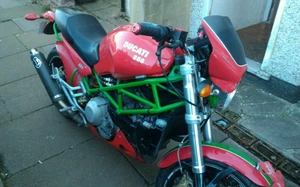 Ducati 600m dark with 888 engine - Picture 1 of 8