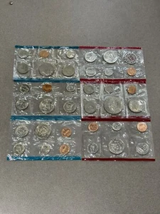 1972,80,79,98,7772 Uncirculated Coin Sets U.S Mint Mixed Years P&D - Picture 1 of 18