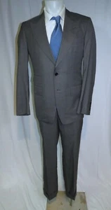 Tom Ford Shelton Current Silk Blend Solid Gray Two Button Suit 38R - Picture 1 of 17