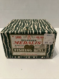 Vintage Pflueger Medalist 1495 Fly Reel made in USA Used condition with Box - Picture 1 of 24