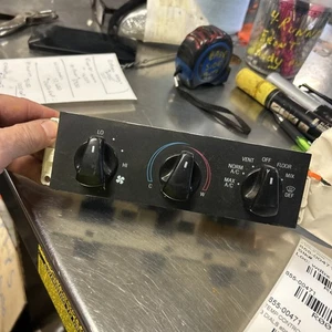 1995-6 f150/ 250/ bronco temperature control with factory air  - Picture 1 of 3