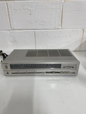 Technics sa-110l stereo receiver amplifier  Used - Image 1 of 4