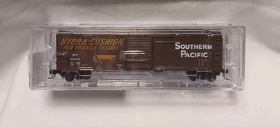 65921-06/651580 Southern Pacific Hydra Cushion 50' AAR Single Door Boxcar N-scal - Image 1 of 4