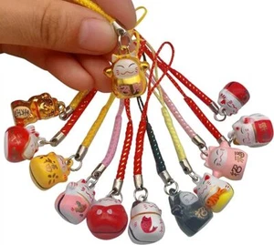 12 Piezas Llavero Aleatorio Fortuna Suerte Beckoning Gato Maneki Neko Llavero Llaveros - Imagen 1 de 5