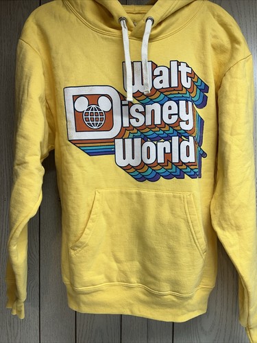 VETEMENTS Felpa con cappuccio Disney Parks gialla invecchiata retrò 2020 adulto piccola usata in ottime condizioni spedizione veloce..