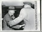 1959 Press Photo Pres Dwight Eisenhower Greeted By Maj Leonard B Heaton