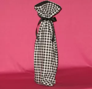Portabotellas de vino de tela hecha a mano/regalo - negro/blanco consultar PRECIO DE LIQUIDACIÓN - Imagen 1 de 3