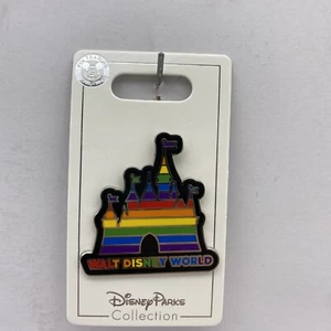 Alfiler comercial de Parques Disney Castillo de Cenicienta Arco Iris Walt Disney World Pride - Imagen 1 de 5