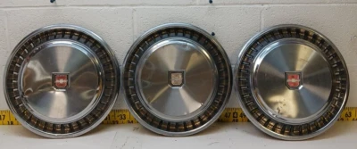 Juego de 3 tapacubos usados OEM GM de 14" Chevrolet Nova 1978-1979 (5460) Foto 1 de 4